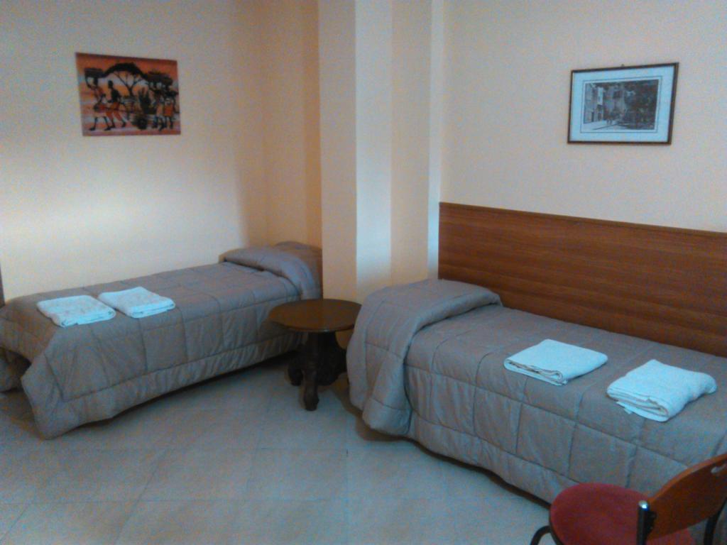 Mediterraneo Residence Sciacca Rum bild