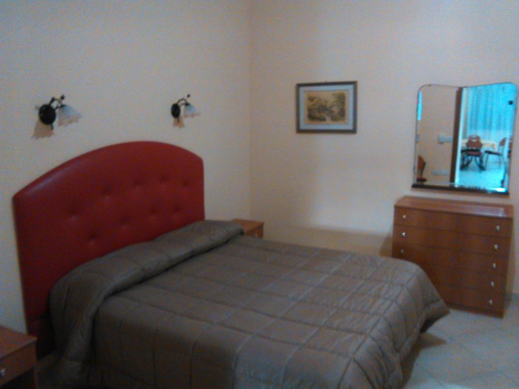 Mediterraneo Residence Sciacca Rum bild